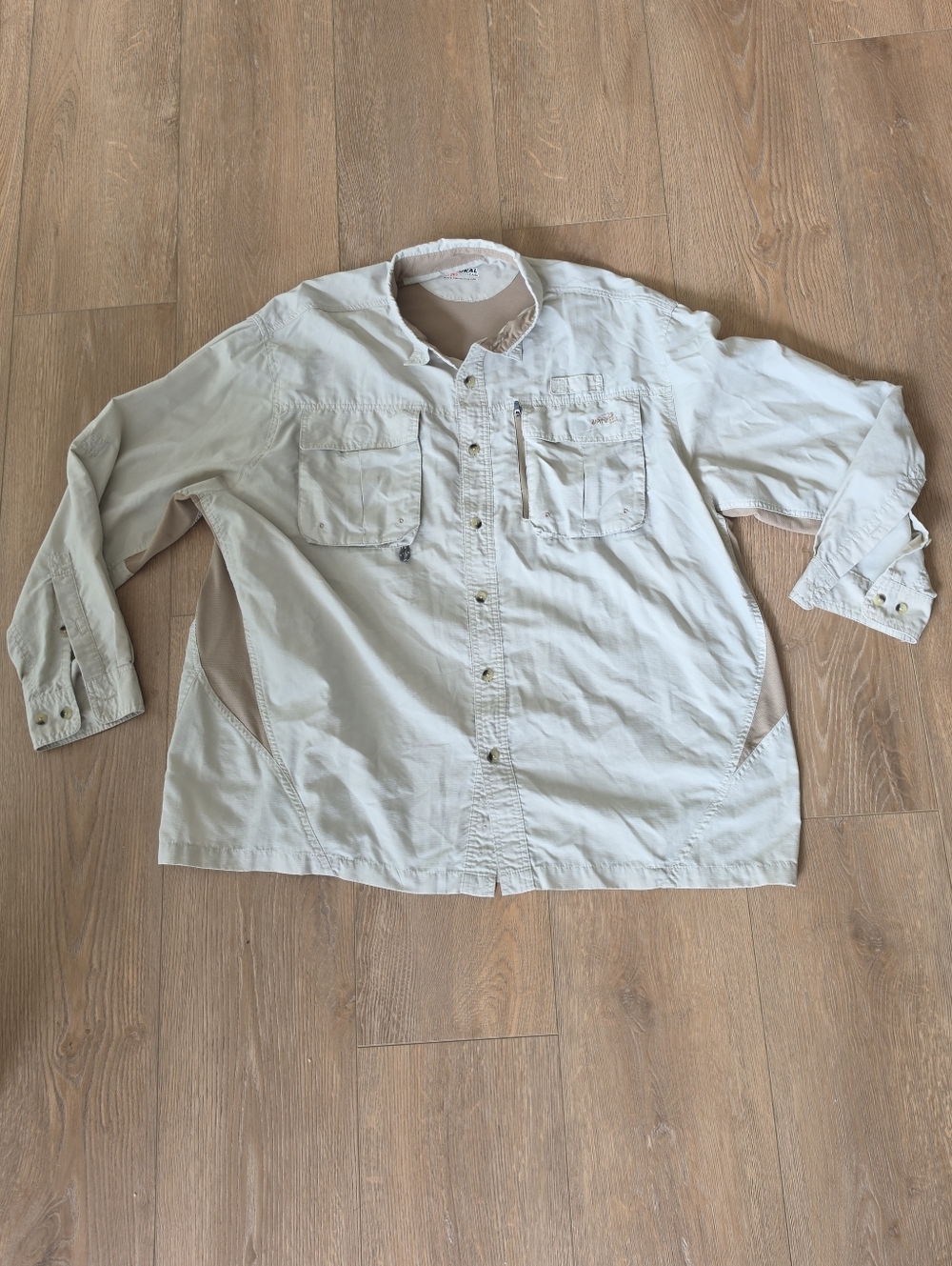 Natural Gear Men's Size 2XL Beige Vented Lightweight Multi Pocket Fishing Shirt